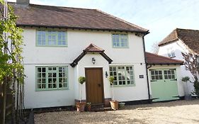One Pelham Grove Bed & Breakfast